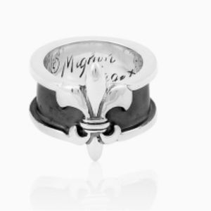 Fleur-de-lis ring
